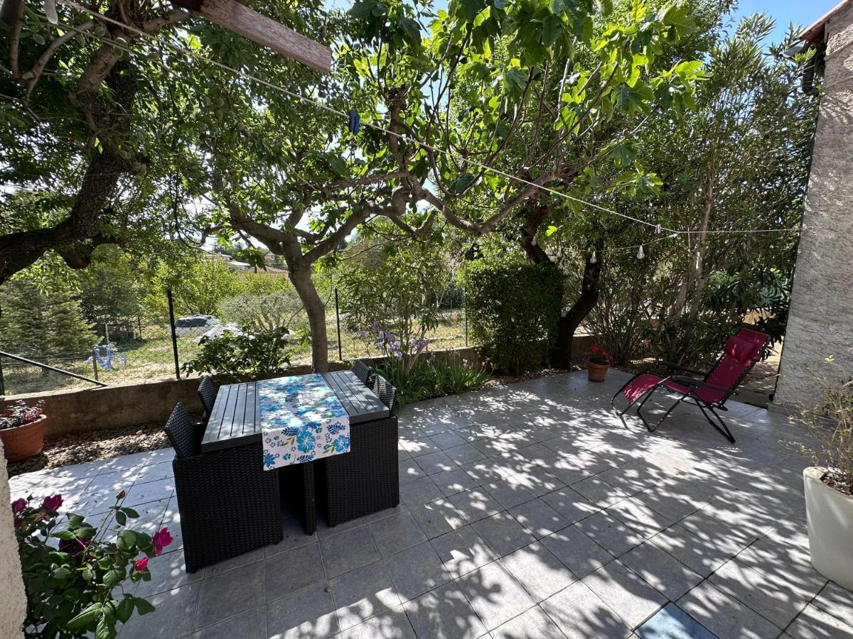 Studio Les Iris Climatise, Entre Mer Et Collines, Classe Meuble De Tourisme 2 Etoiles Allauch Exterior foto